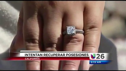 Anillo entre las ruinas