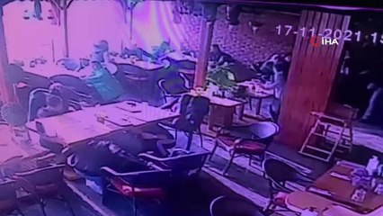 Deprem anında kafeterya içerisinde böyle bayıldı