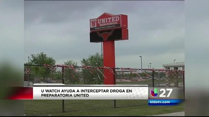 Realizan Arrestos en una Escuela