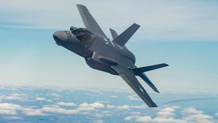 İngiliz F-35 savaş uçağı rutin uçuşları sırasında Akdeniz'de düştü