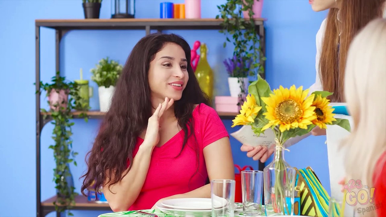FORMAS RARAS DE LLEVAR COMIDA A CUALQUIER LUGAR || Maneras divertidas de hacerse popular por 123 GO!