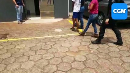 DH chega a Cascavel com mãe e filho acusados de homicídio no Riviera