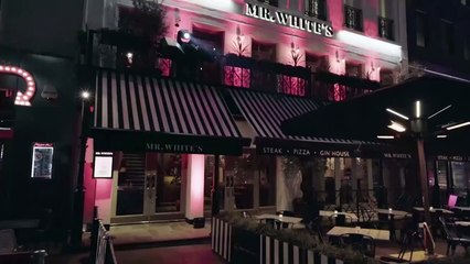 Londra, la bistecca vegana in 3d arriva al ristorante. Lo chef Pierre White: "È geniale"