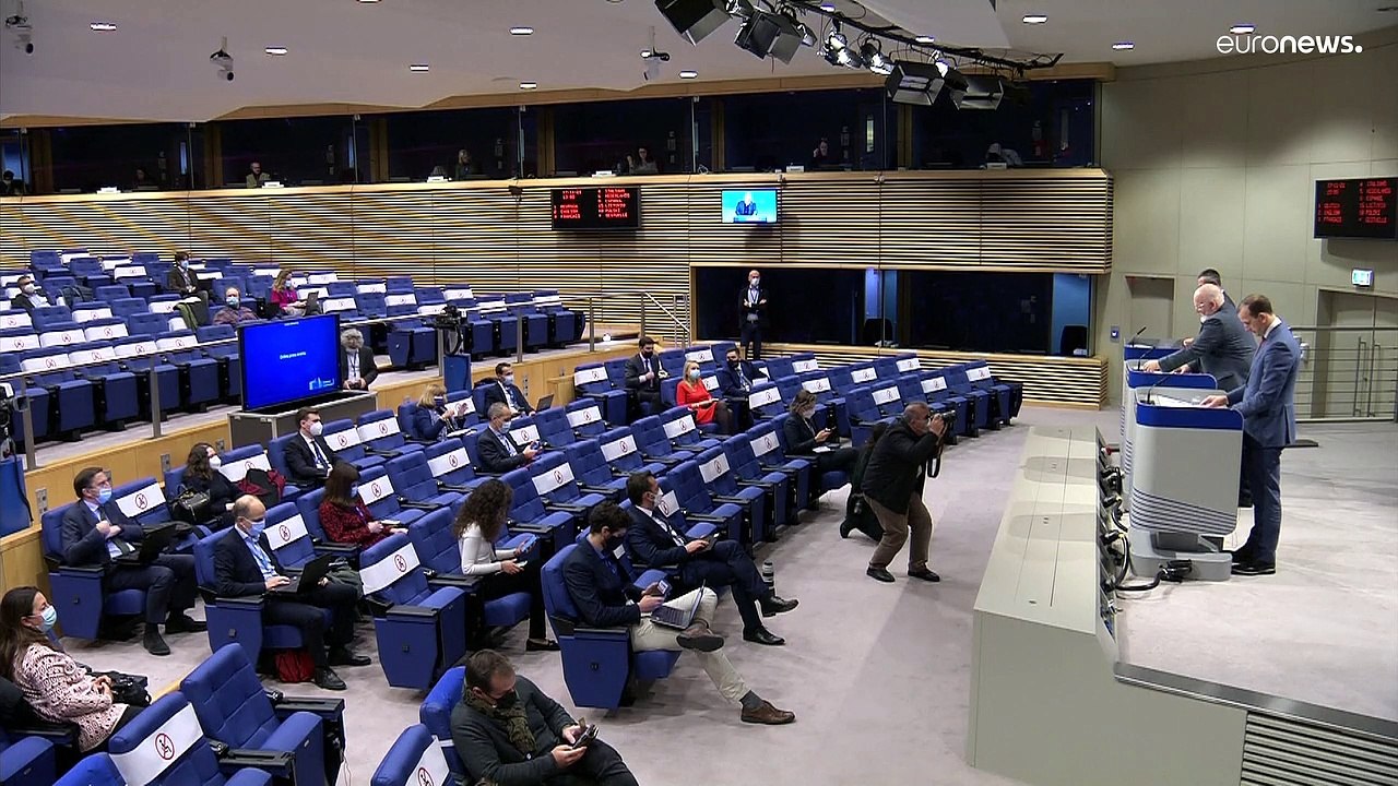 Bruxelas quer restringir regras de exportação de resíduos