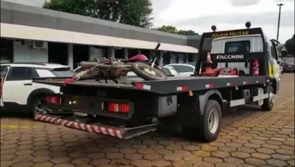 Moto é recuperada pela PM e levada ao pátio da 15ª