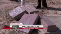 Profanan tumbas del cementerio 