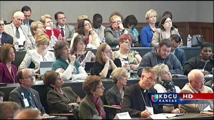 Líderes discuten plan de expansión de Medicaid