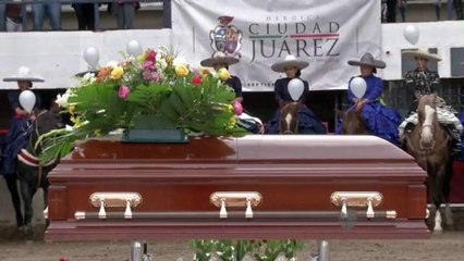 Escaramusas dan el último adiós a su capitana Anabel Moreno