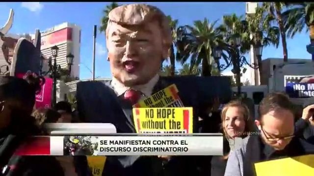 Múltiples Manifestantes se Expresan en Contra de Discursos Anti-Inmigrantes de Pre-Candidatos a la P