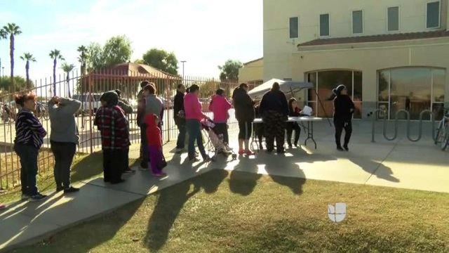 Distribución de alimentos para familias de bajos recursos