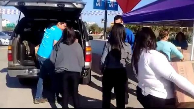 Todo un Exito Campaña Ayudando a un Niño a la Vez