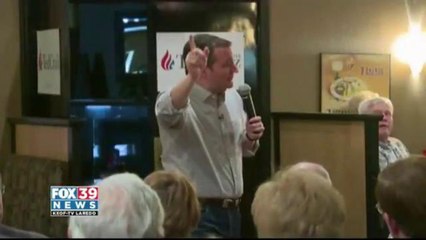 Presidential hopefuls hit campaign trail with "secret weapons"