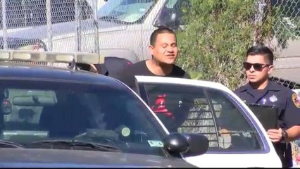 Arrestan a Dos Personas por Robo Vehicular