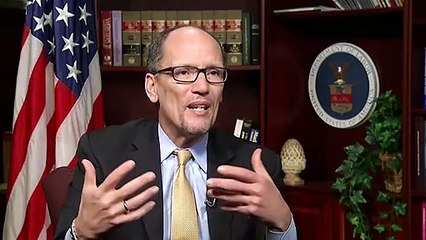 Miles de Millones de Dólares para Jóvenes Profesionales