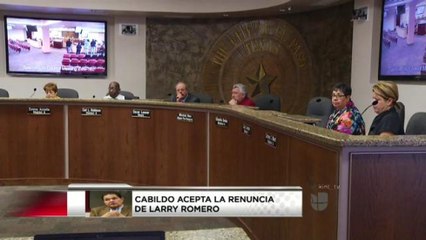 Cabildo acepta renuncia del Regidor Larry Romero