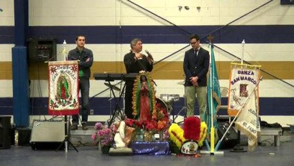 Jóvenes peregrinos llegan a El Paso para acudir al encuentro papal la frontera