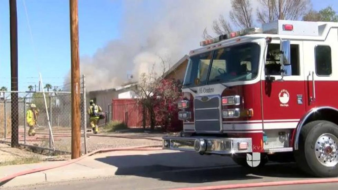 Investigan incendio.
