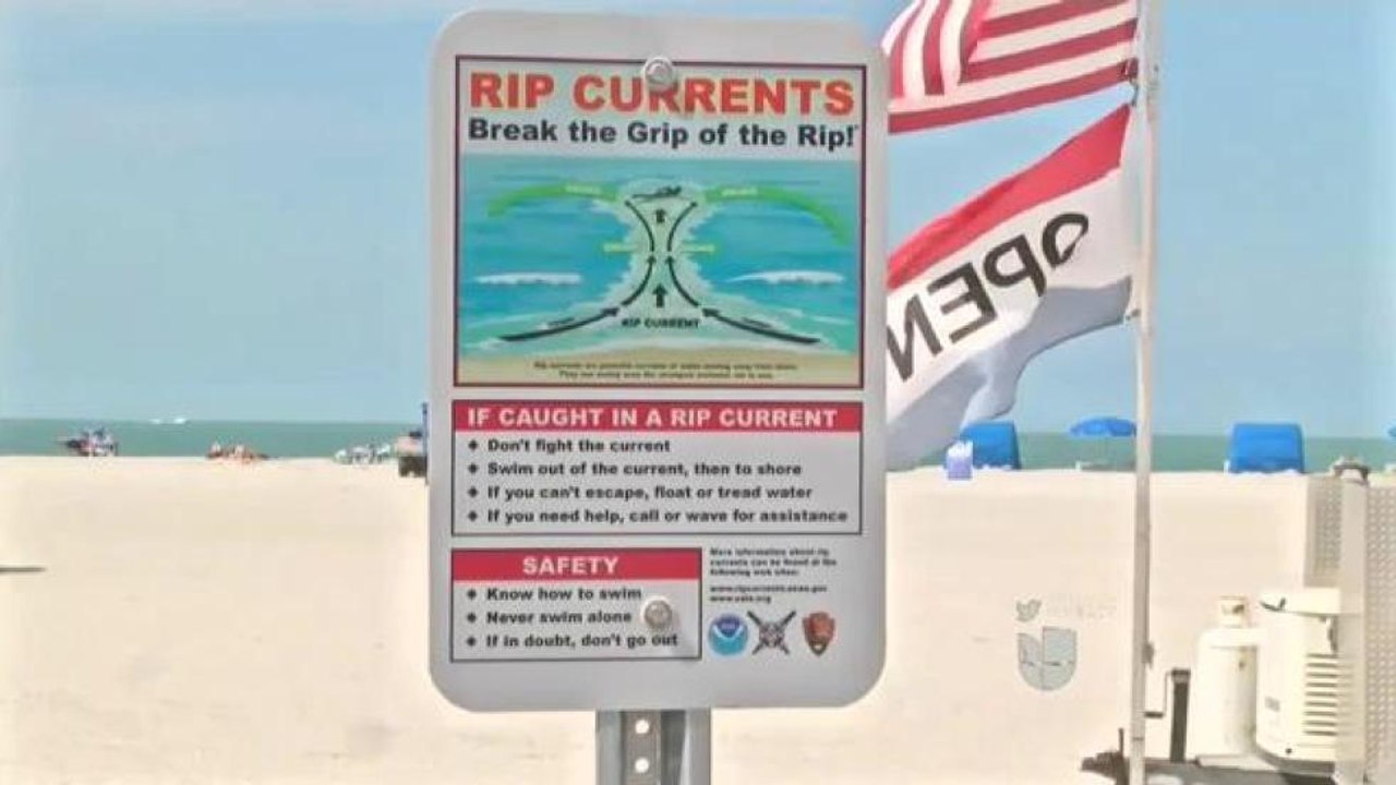 Buscan impulsar la seguridad para los nadadores en Pinellas