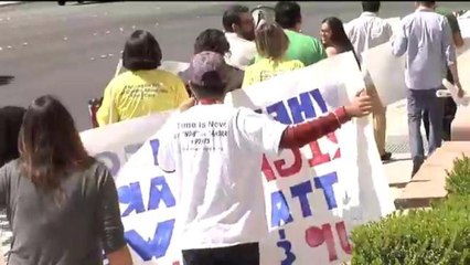 Congresista Joe Heck vota conta las ordenes ejecutivas de inmigracíon