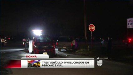 Tres vehículo involucrados en percance vial