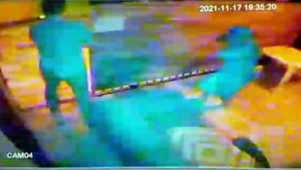 Vídeo: veja o momento que populares socorrem mãe e criança atropeladas