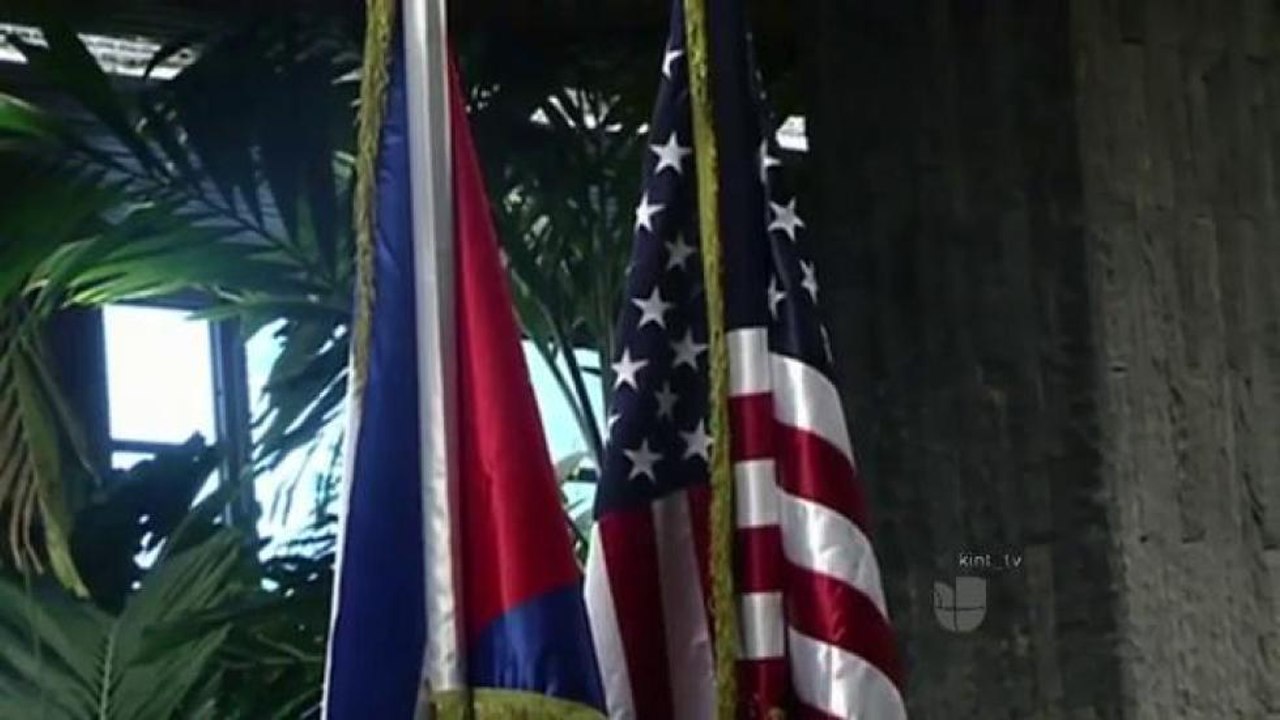 Cubanos en El Paso reaccionan ante la vista del presidente Barack Obama a la isla de Cuba