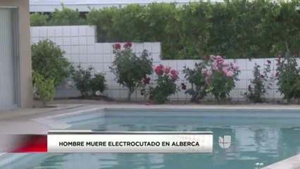 Hombre muere electrocutado en alberca
