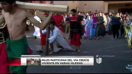 Son MIles las personas que participan de Celebración del Viernes Santo.