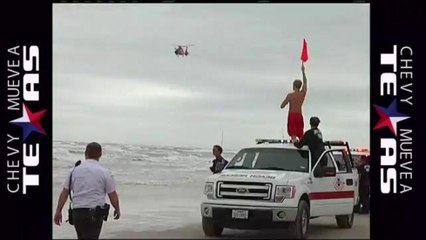 Se busca estudiante desaparecido en la costa de Corpus Christi