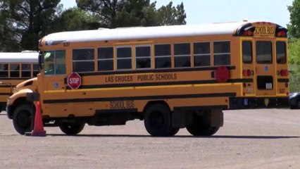 Se llega a un acuerdo: Choferes de camiones escolares en Las Cruces continúan trabajando