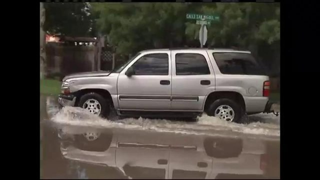 Siguen alertas para el consumo de agua potable en Corpus Christi