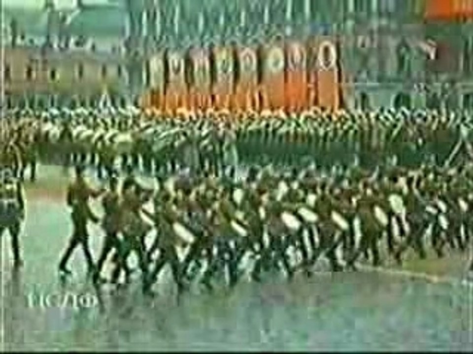 1945 Victory - Parade Soviètique partie 2.avi