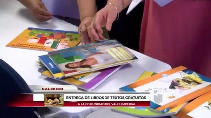 Entrega de libros de gratuitos.