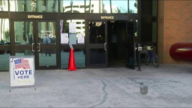 Hoy desde muy temprano abrieron las casillas electorales en el condado de El Paso. los votantes de