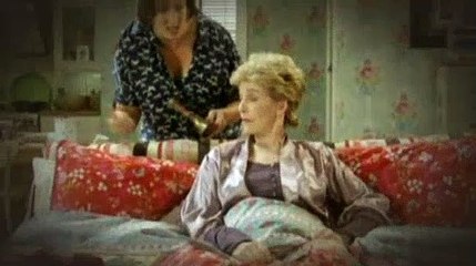 Miranda S03E04  Je Regret Nothing