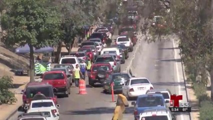 Policías e indigentes cobran por agilizar la espera en las Garitas de Tijuana