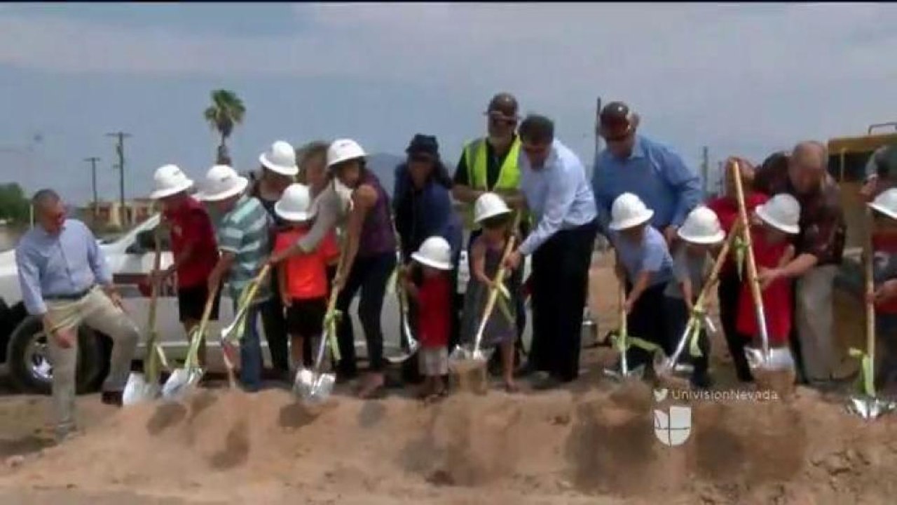 Distrito Escolar del Condado de Clark intenta disminuir la sobrepoblación de estudiantil