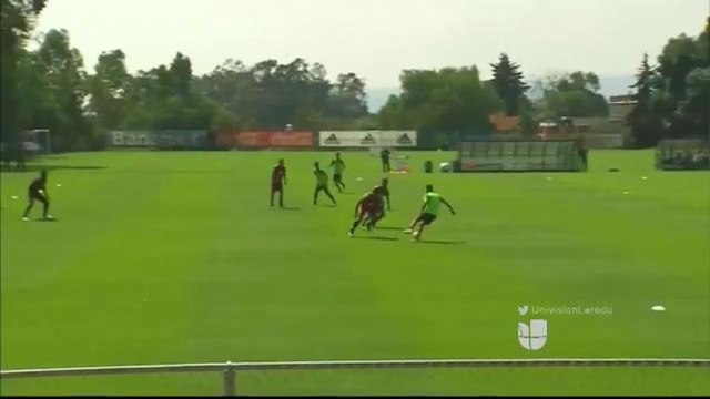 Juan Carlos Osorio se queda en el Tri