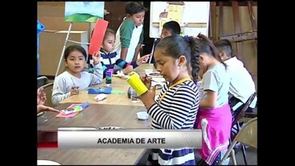 VIDEO: Academia de verano promueve el arte en niños migrantes