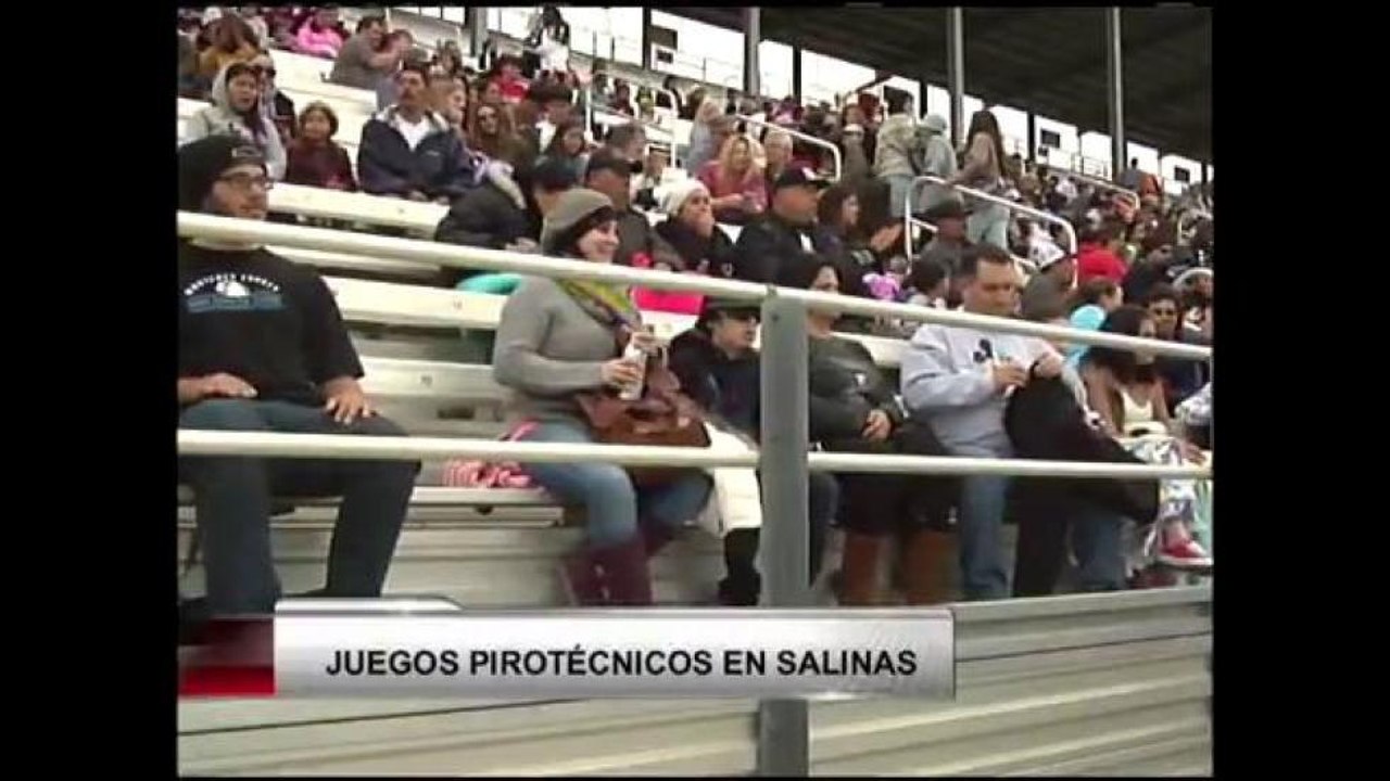 (VIDEO:)Juegos Pirotécnicos en Salinas
