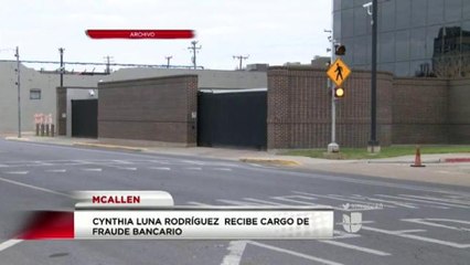 Mujer recibe cargos por fraude bancario en Pharr