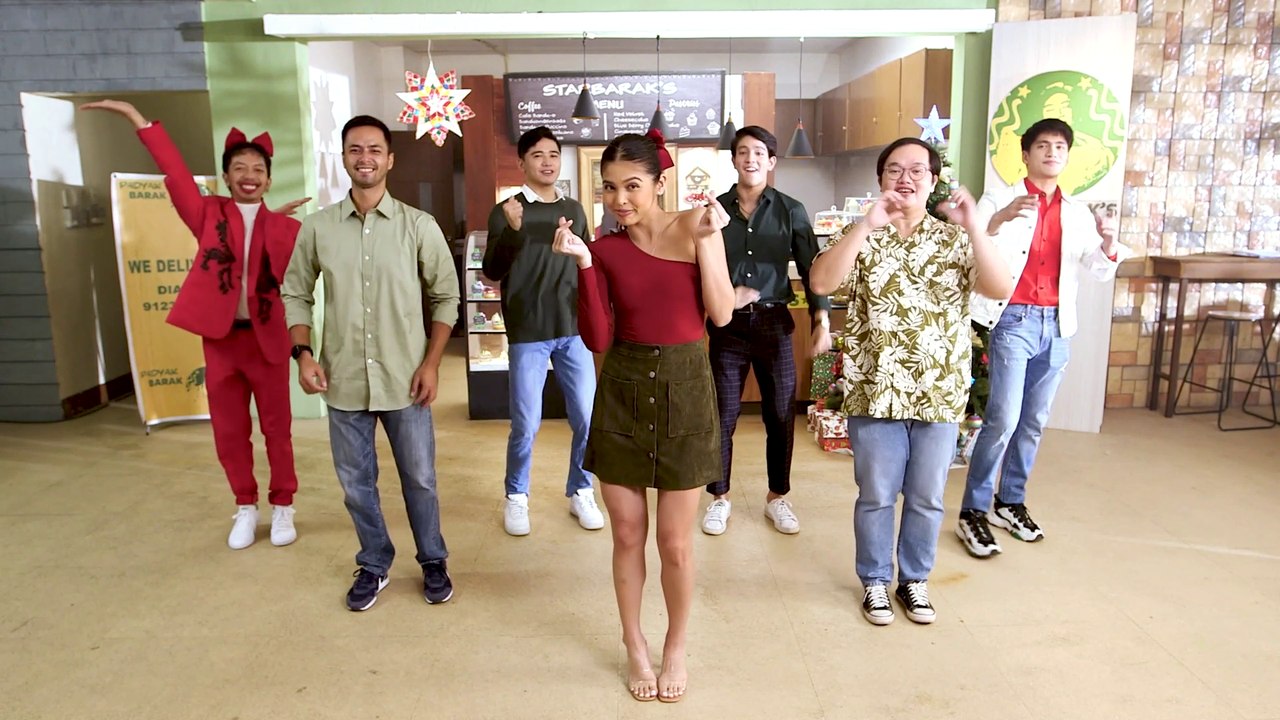 Love Together, Hope Together: Merry Christmas from 'Daddy's Gurl' | GMA Christmas Station ID 2021