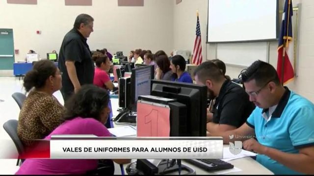 Vales de Uniformes escolares para alumnos del Distrito Escolar de United.