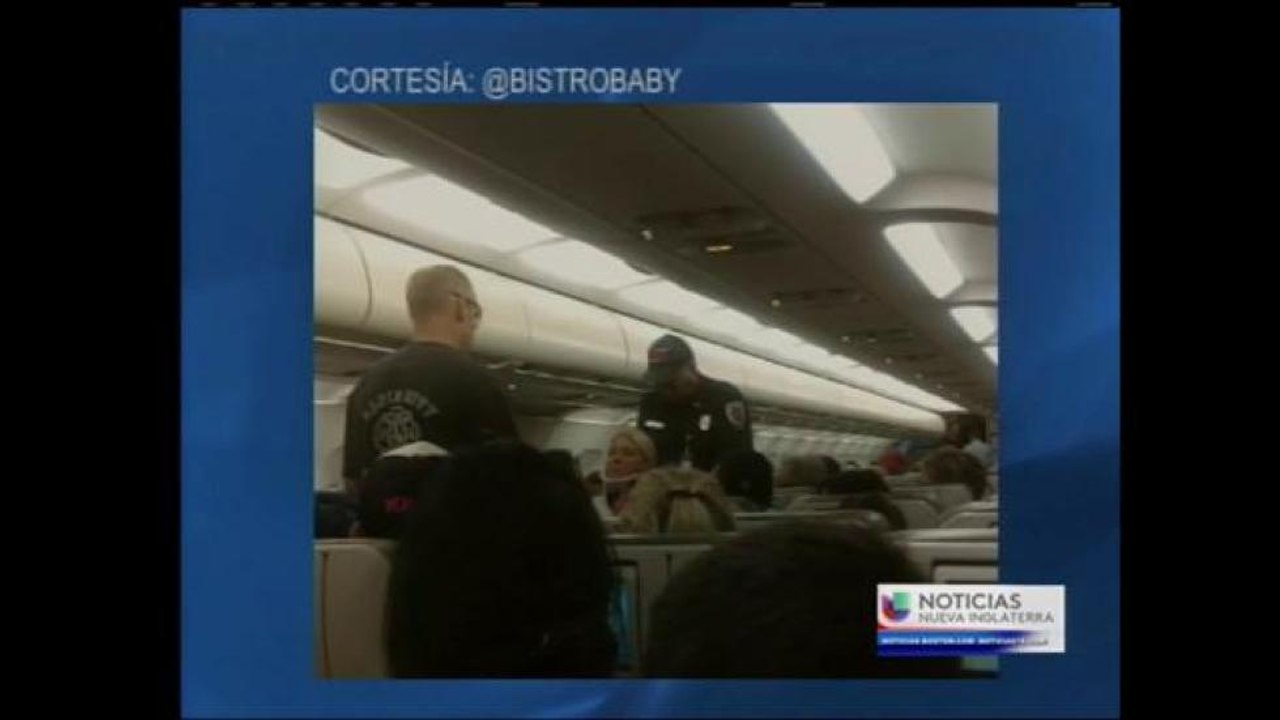 Vídeo: Más de 20 pasajeros heridos en vuelo de JetBlue