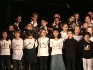 Mille choeurs pour un regard