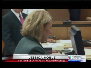 Vídeo: Acusado de intento de homicidio llega a corte