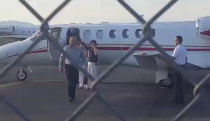 Gobernador de Chihuahua llega para homenaje a Juan Gabriel