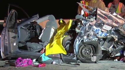 VIDEO: Abuelita y nieta mueren en accidente buscan ayuda para el entierro
