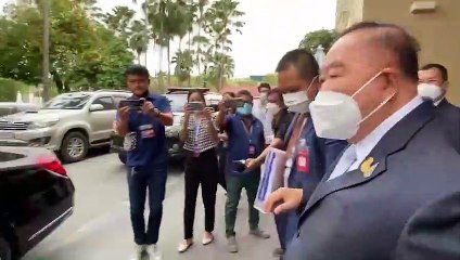 "ประวิตร"แจงไม่ลอยกระทง หวั่นตกน้ำตาย โยนถาม"ชุมพล"มา"พปชร." หรือไม่