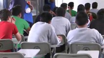 Casi 500 niños inmigrantes viven temporalmente en albergue militar de Chaparral, NM